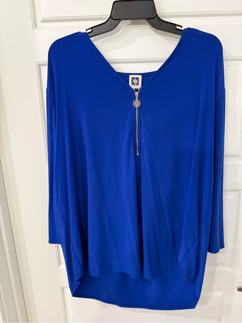 Anne Klein Women’s Royal Blue V-Neck Zip Front Top 3x